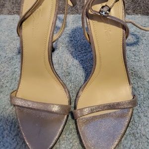 Imagine Vince Camuto Dress Gold Metallic IM-Reyna size 7.5 (NEVER WORN)